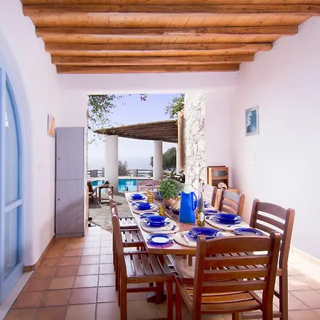 Medluxe Villas Houlakia Villa